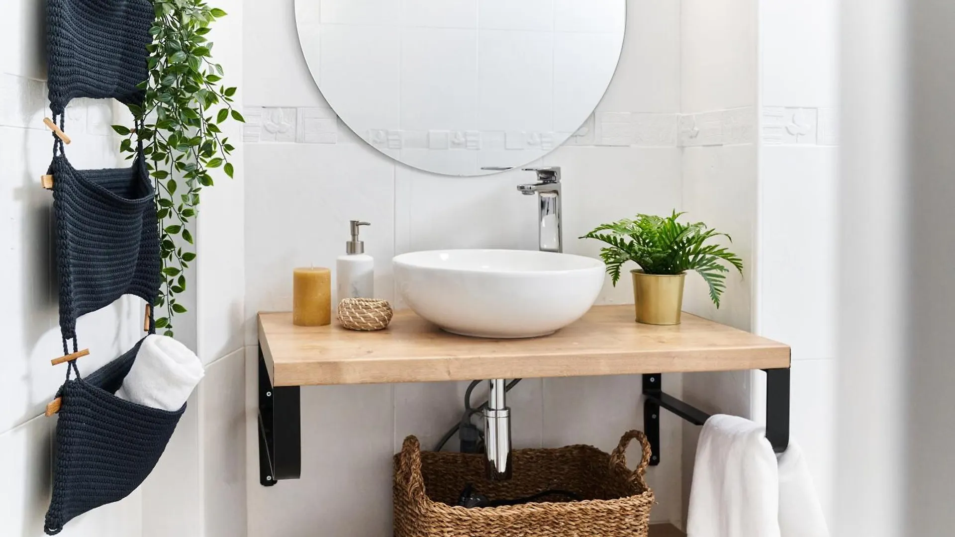 Sunny And Modern Apartment Ideal For Groups 바르셀로나